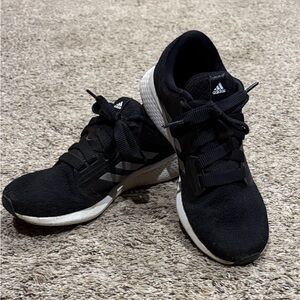 Women’s Adidas Athletic Shoes | Size 8